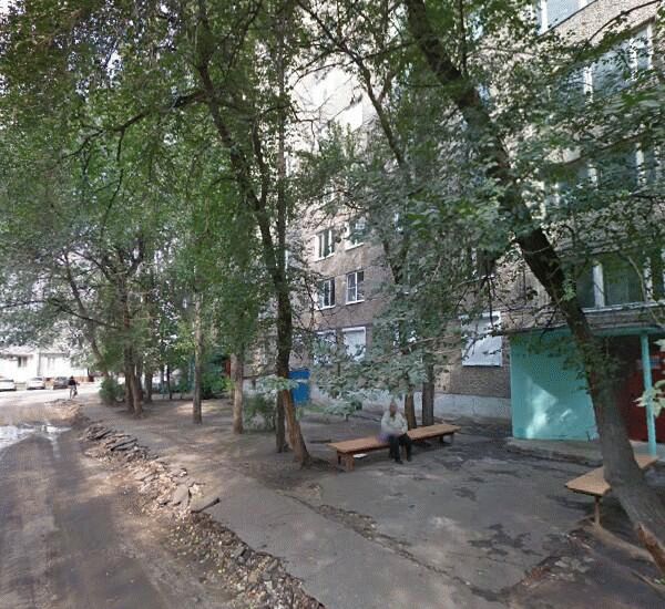 Банкомат Росгосстрах Банка по адресу улица Космонавта Комарова 2