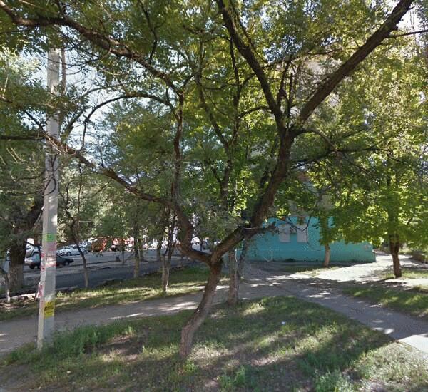 Банкомат Сбербанка России по адресу ул. Героев Стратосферы,  2