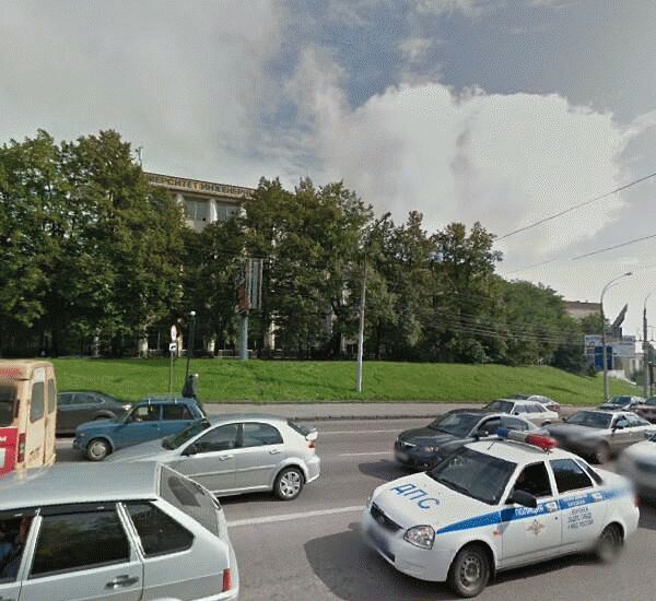 Банкомат Московского Индустриального банка по адресу проспект Революции 19